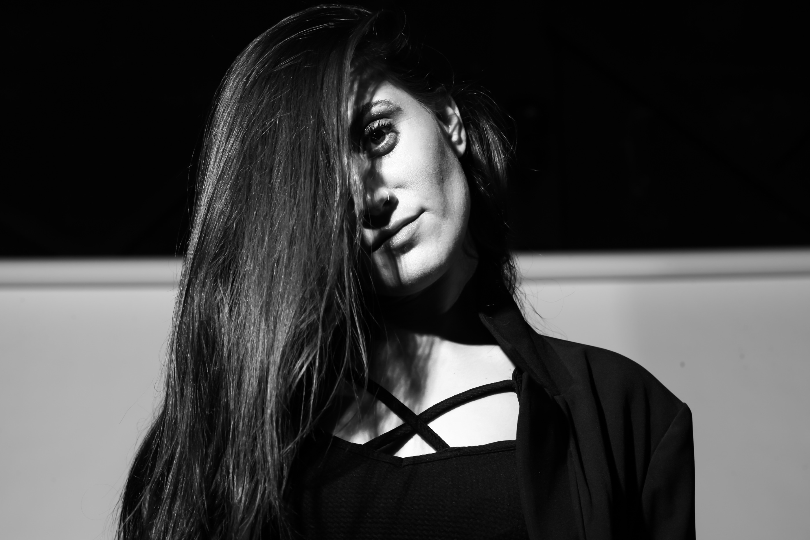 Shyli Madhala – “Hysteria”