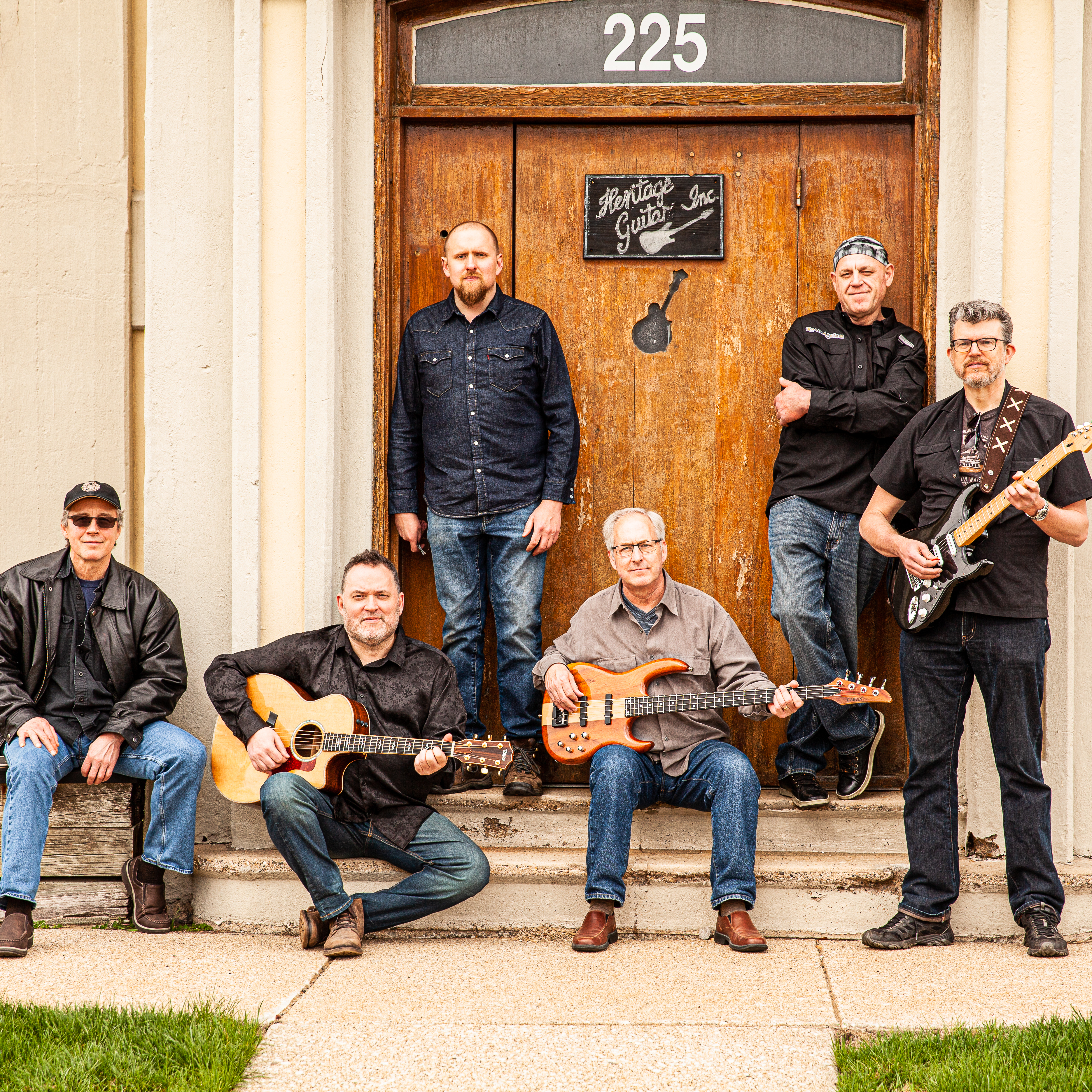 Roots Asylum’s new nostalgic single “Golden Hearts”