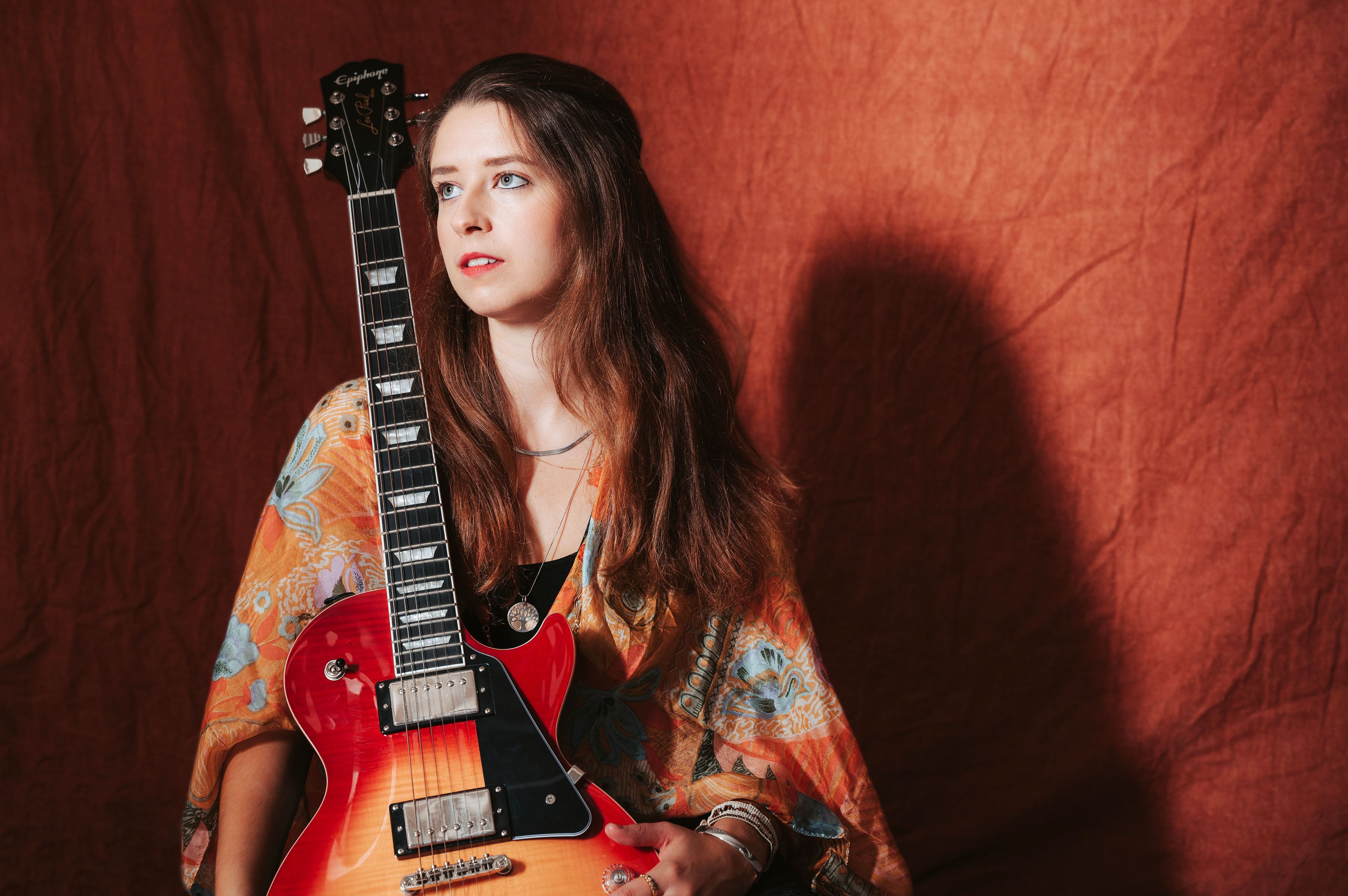 Marta Per outstanding debut EP “Fragments & Fingerprints”