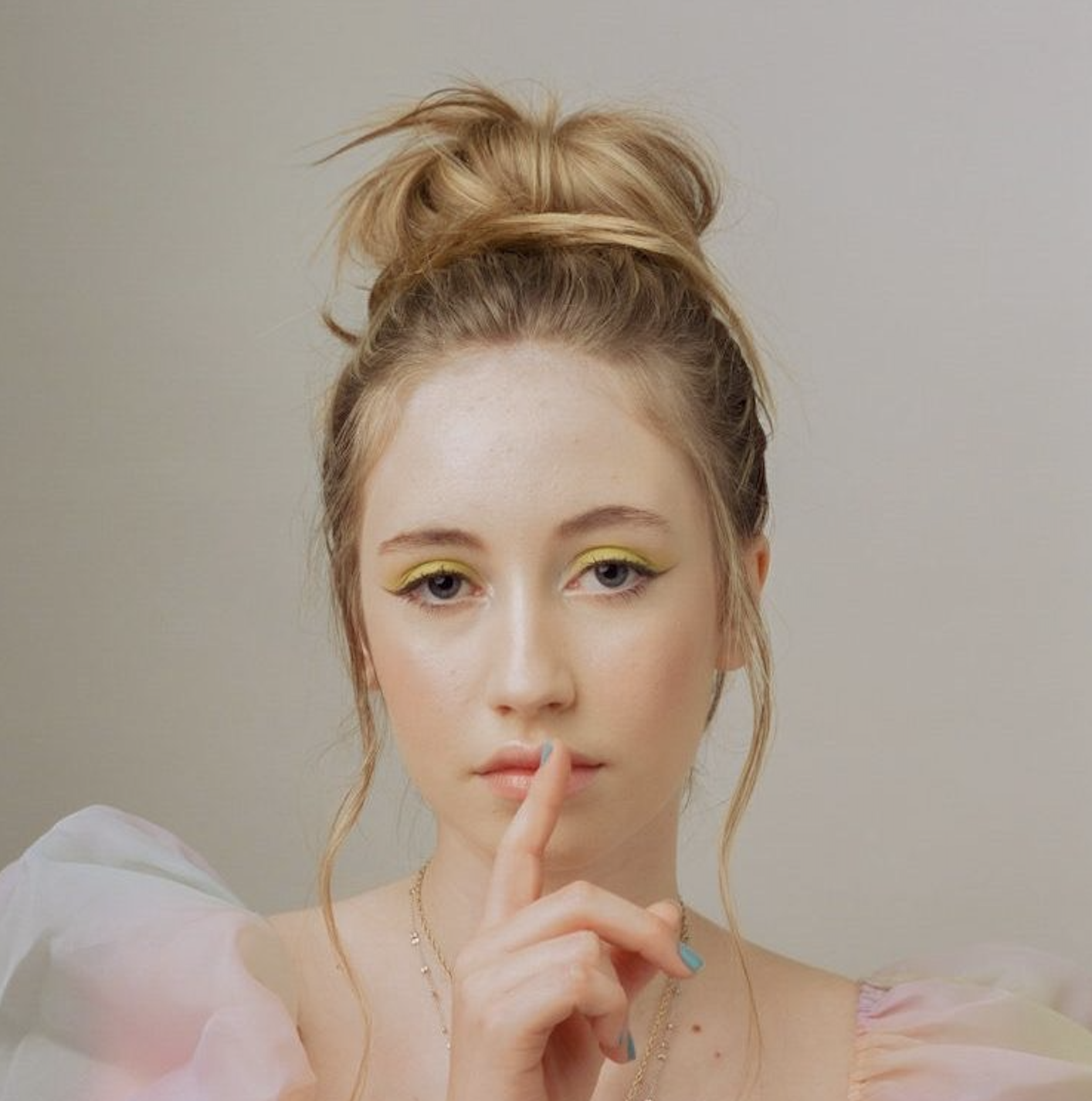 Edie Yvonne’s “Delusion” is a mature and witty song like no other from her so far.