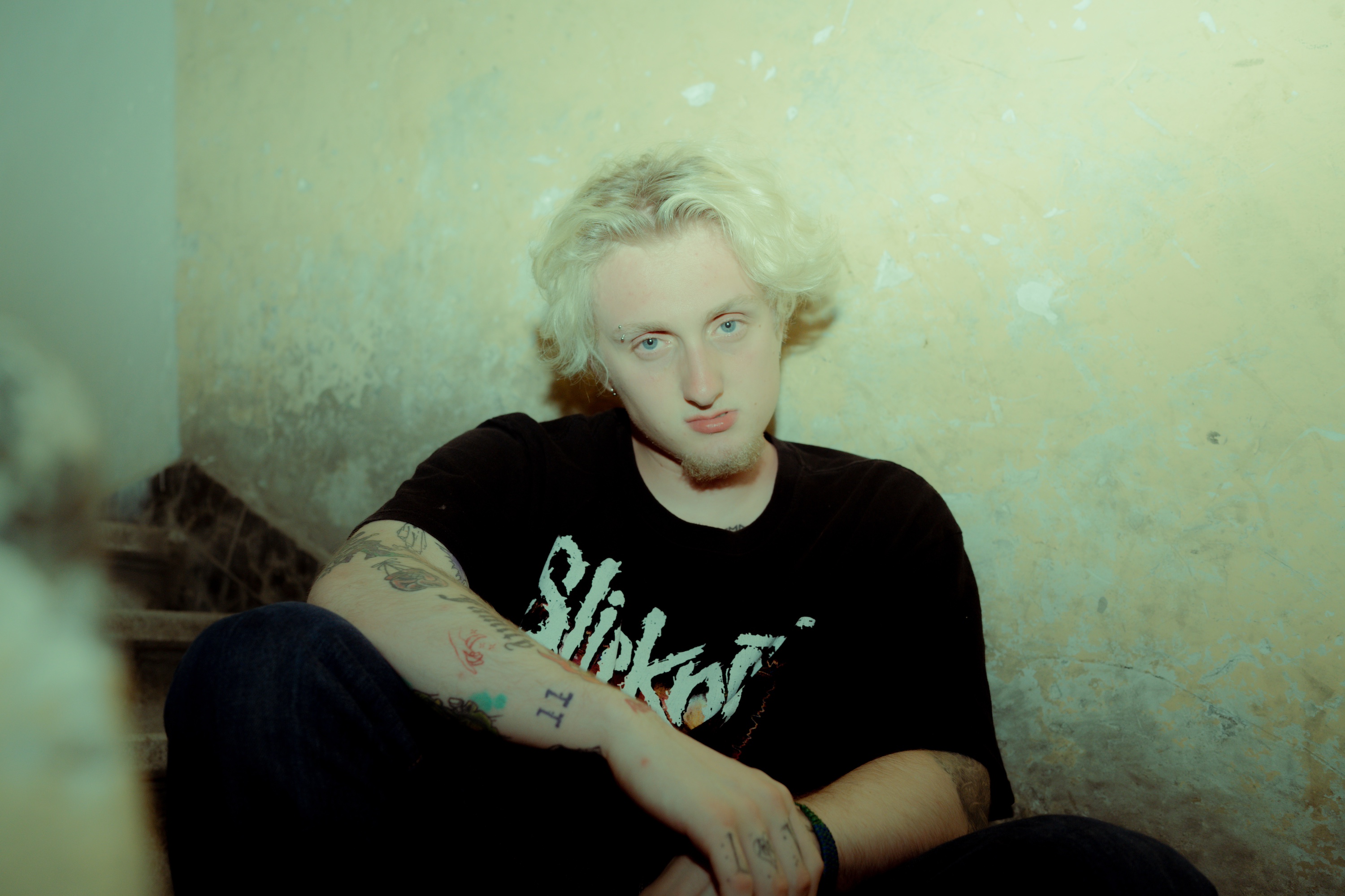 Love Ghost – “SCREAM”