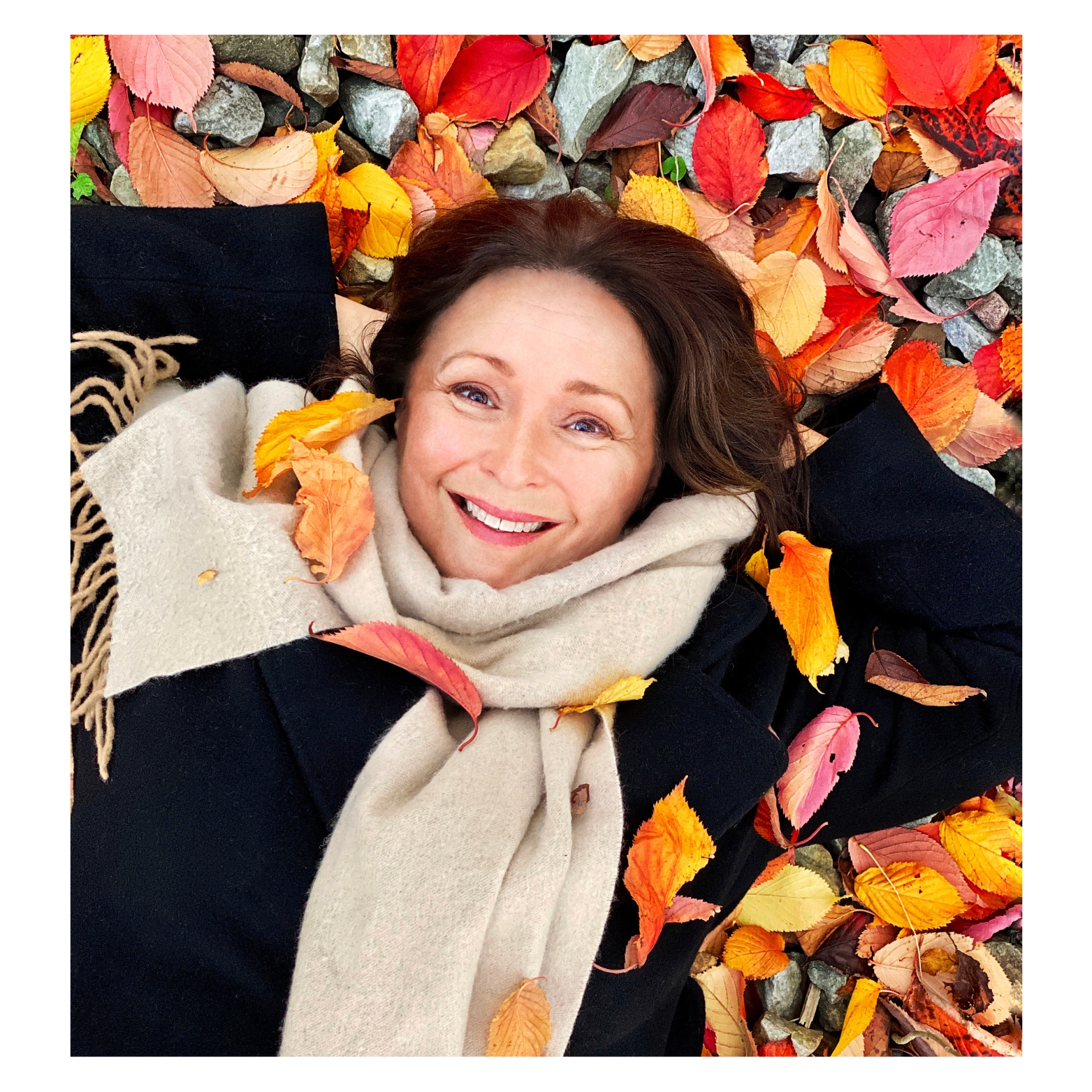 Karina Kampe notes that “There’s a Page Torn Out of a Book”, reveals beautiful and heartfelt ballad of memories