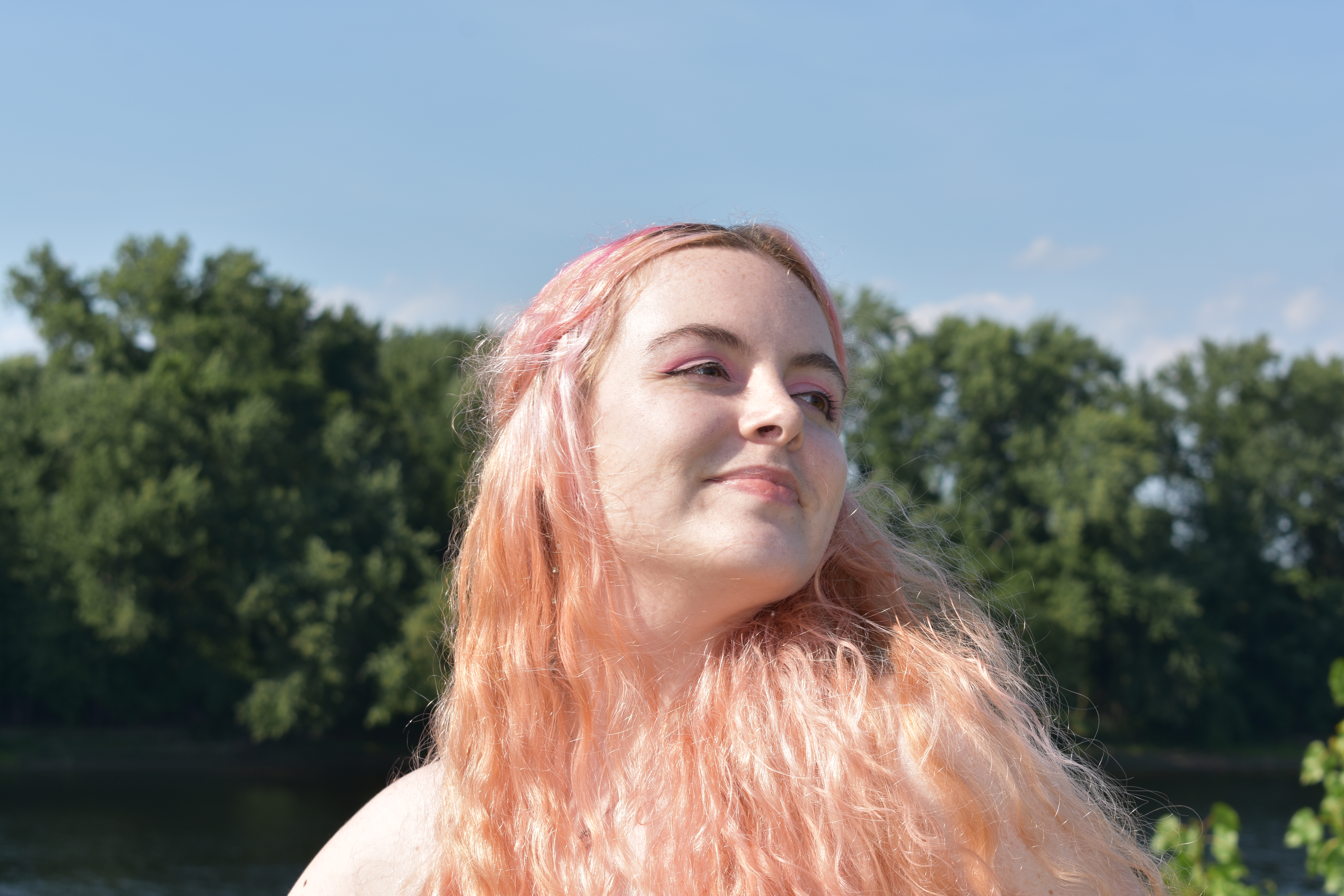 Laura Mock home body debut ep