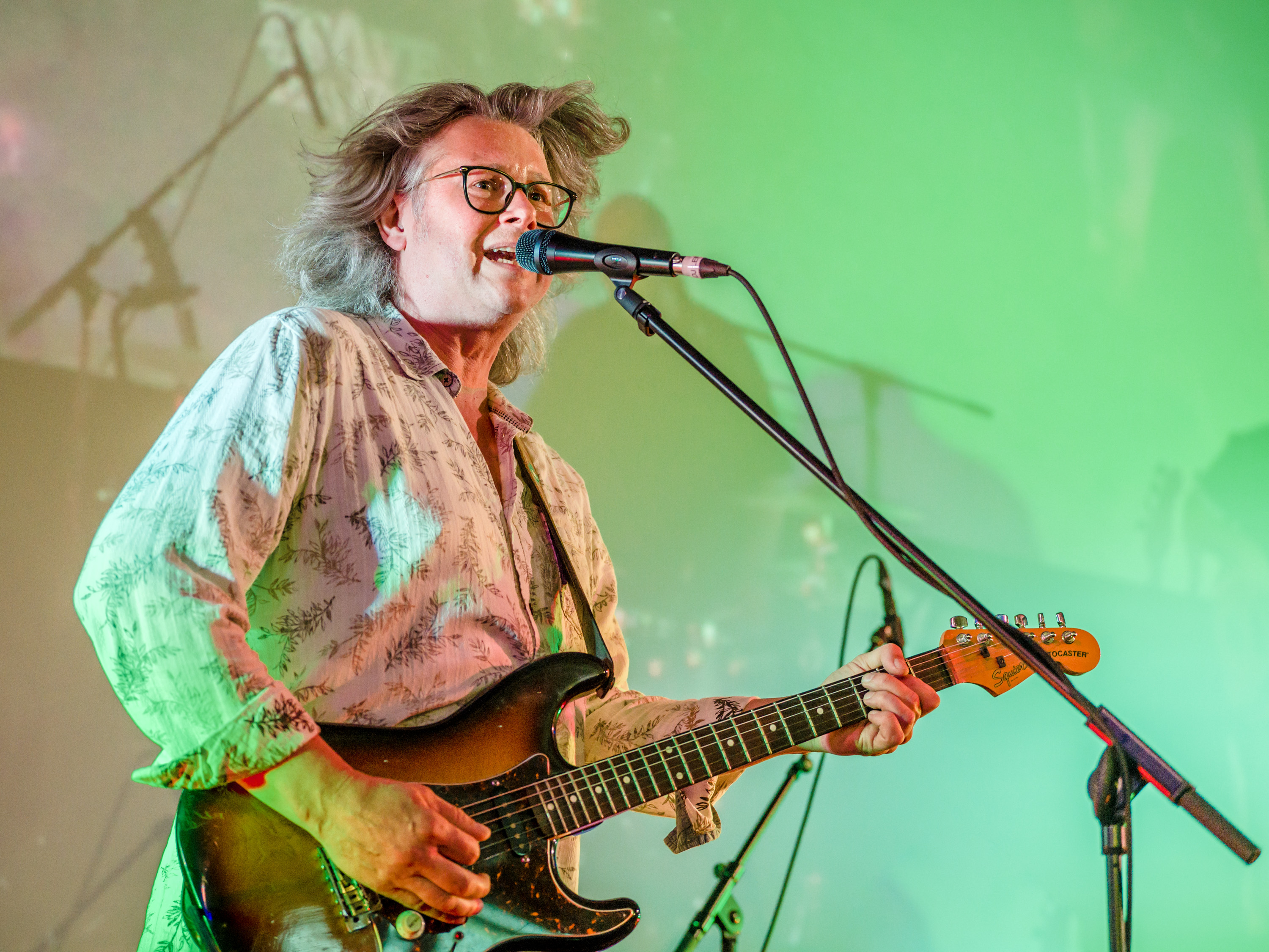 Tim Ainslie & The Vibes delivers humour and depth on album “No Regrets”