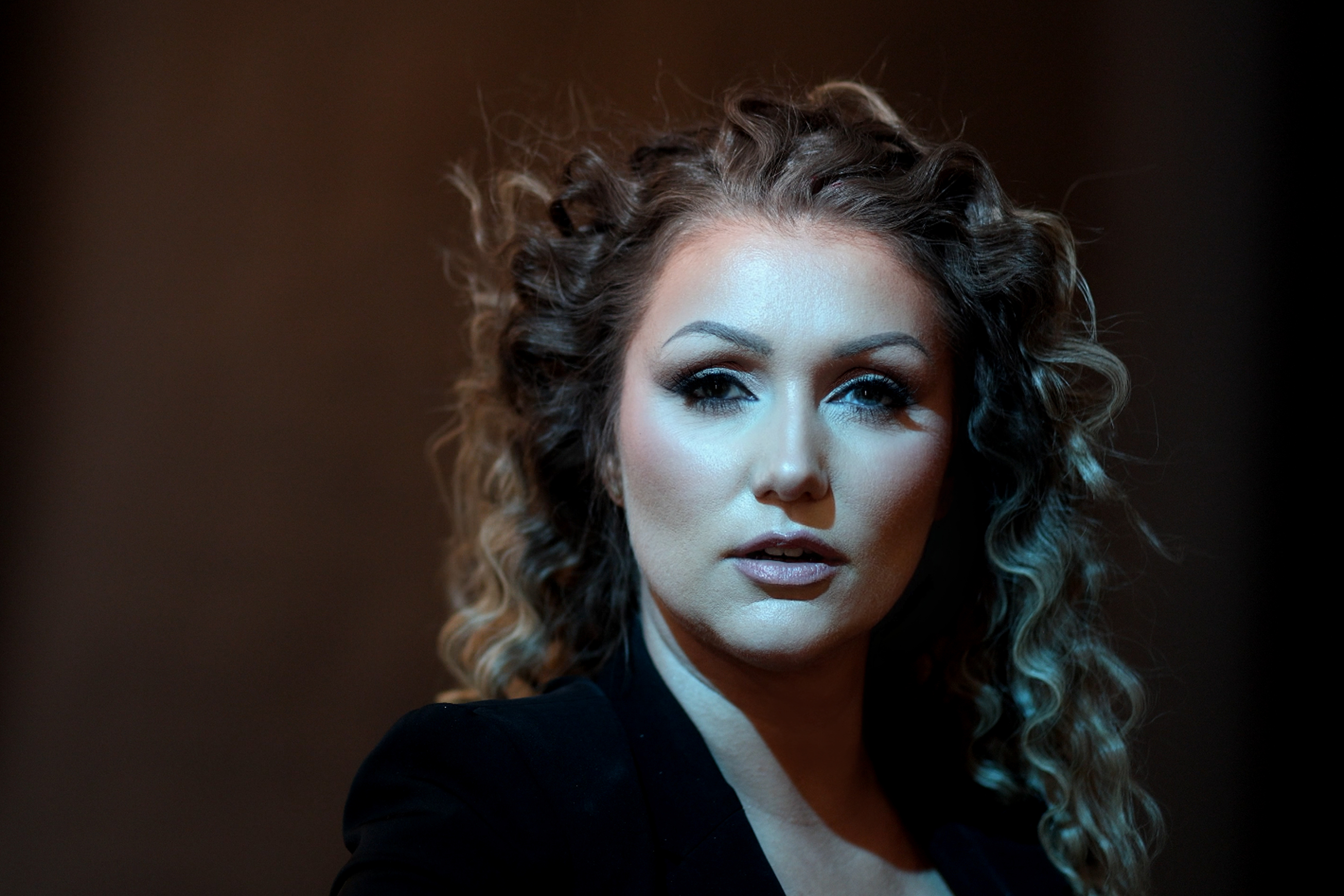 LiMaVii delivers a quiet and sensual tale of love and destiny on new single “The Union of Souls”